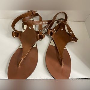 Vince Camuto Sandals size 9